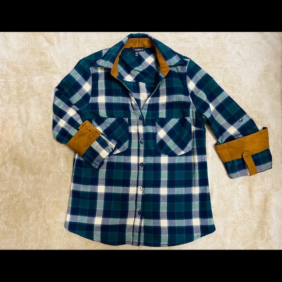 Plaid button up shirt - Picture 2 of 3